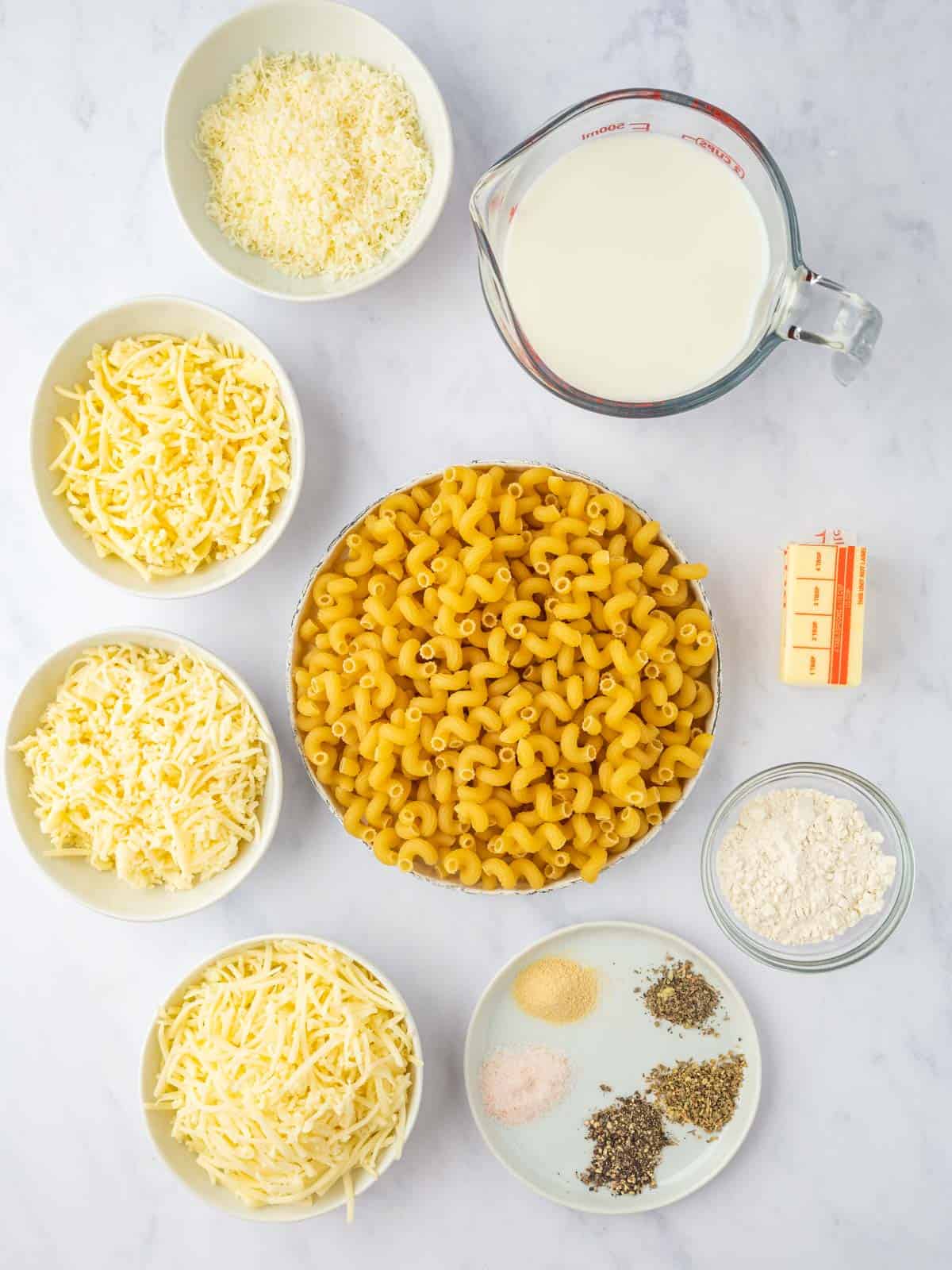Ingredients needed for four cheese pasta.